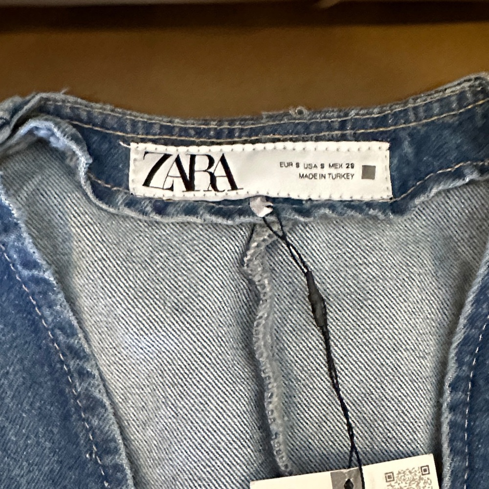 Zara Classic Blue Denim Vest NWT - Picture 3 of 4